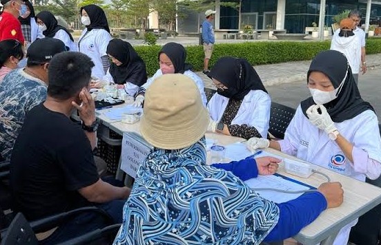 Mahasiswa Fakultas Ilmu Kesehatan USB Solo Buka Layanan Pemeriksaan Kesehatan Gratis di CFD