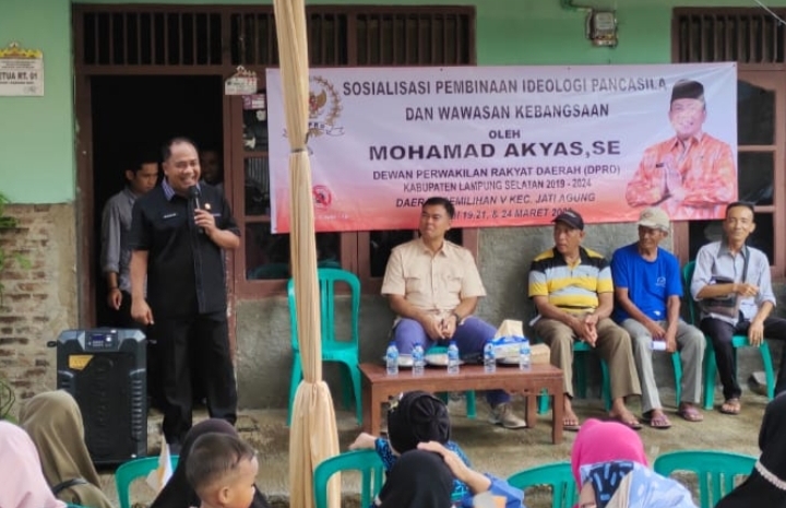 Hari Kedua Sosialisasi IPWK, M Akyas dan Rycko Sapa Warga Desa Karang