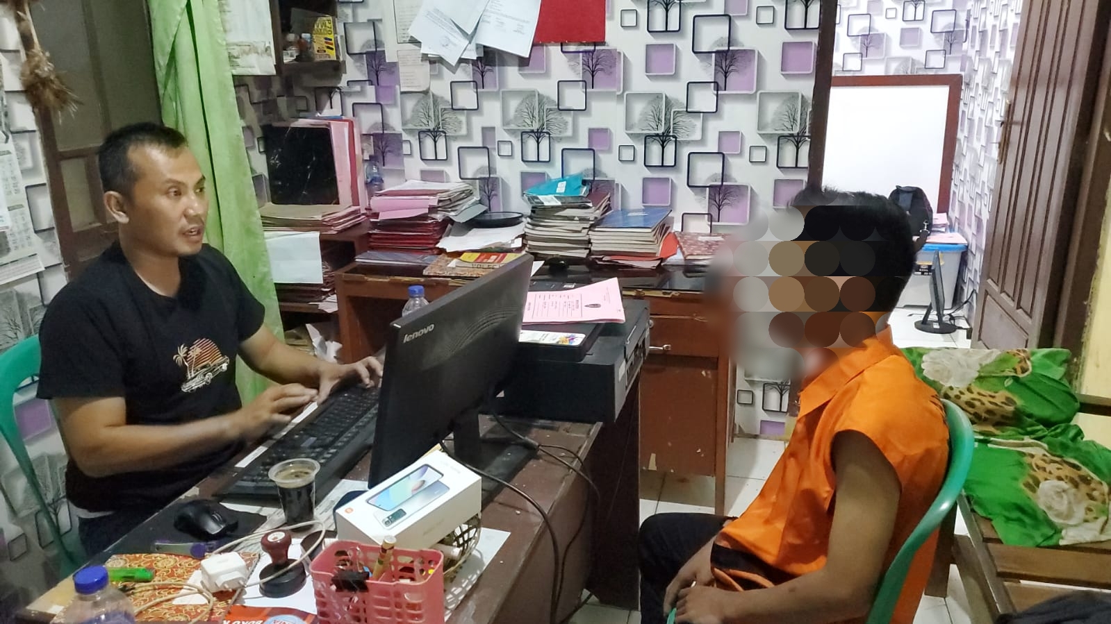 Polsek Jatiagung Amankan Pelaku Pencurian Hp di Pangkas Rambut