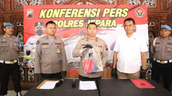 Lagi- Lagi, Pelaku Sebar Konten Pornografi Di Cokok Polisi