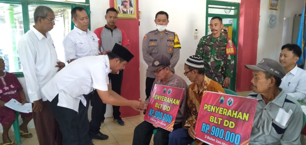 Pemdes Sumberjaya Salurkan BLT DD Ta-2023 Untuk 39 KPM