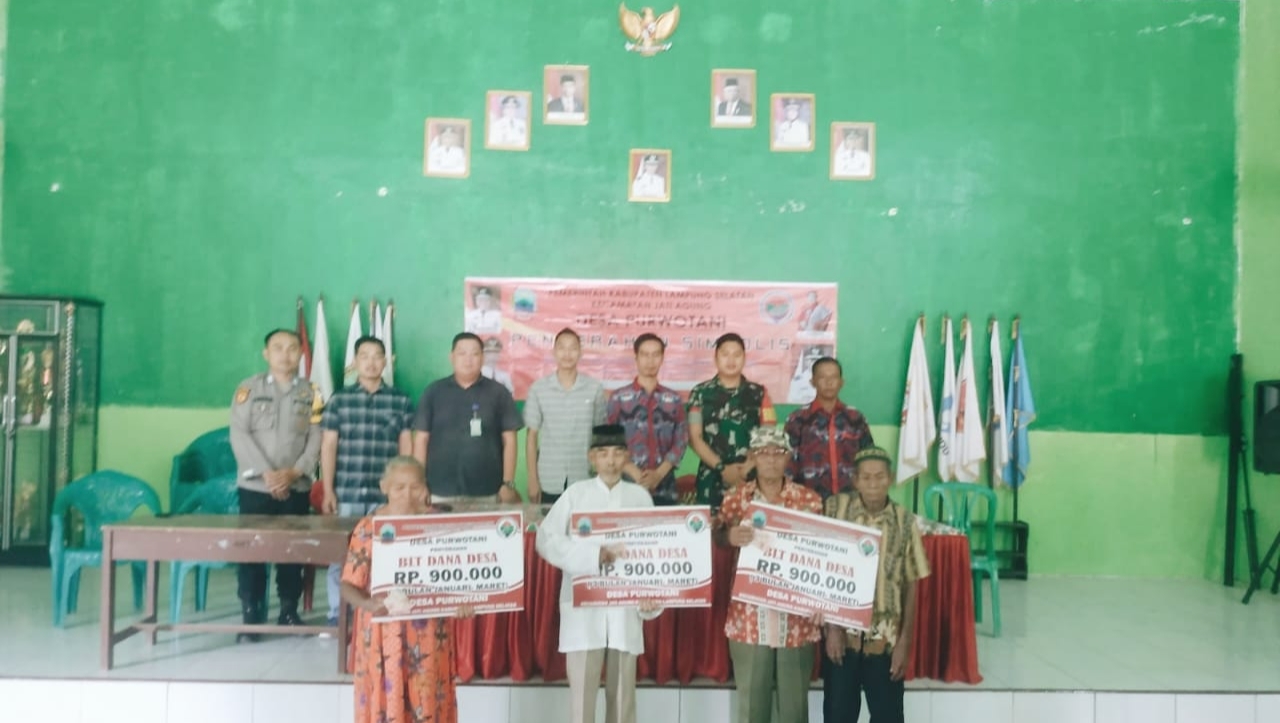 MENJELANG IDUL FITRI 24 KPM BLT DD PURWOTANI DI SALURKAN