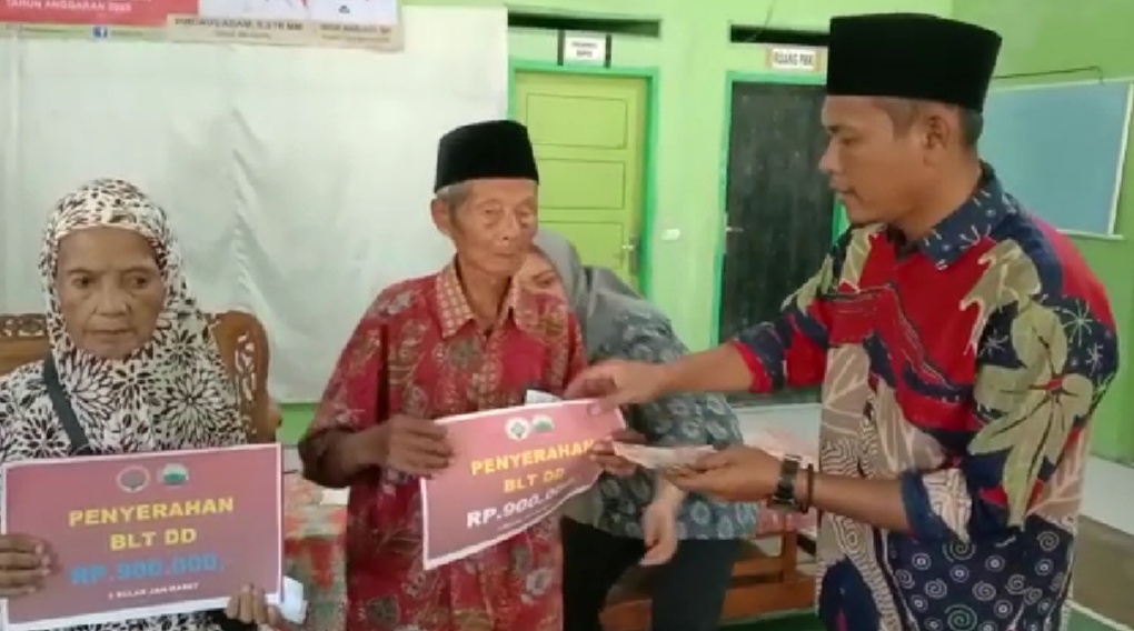 Pemdes Sidodadi Asri Salurkan BLT DD Ta-2023 Sebesar Rp. 32 Juta Lebih