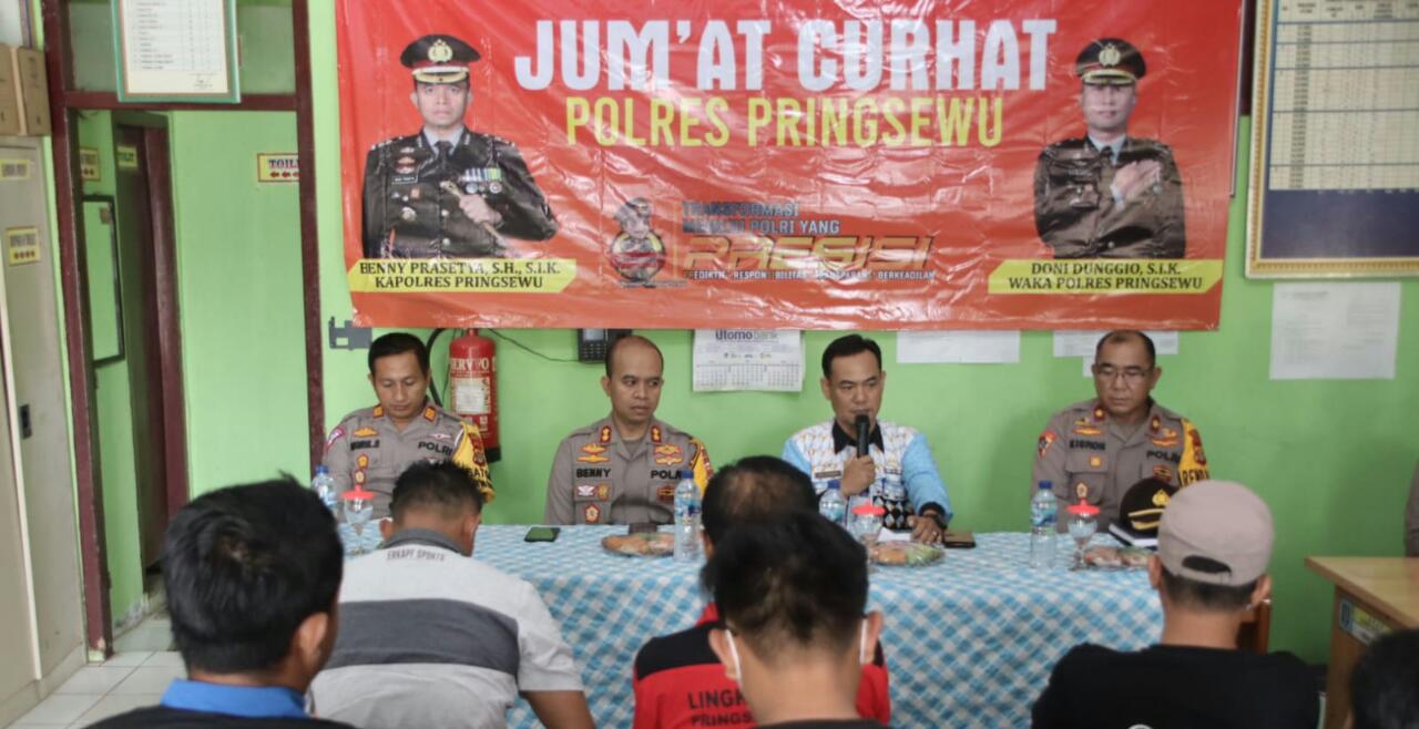 Tampung Aspirasi, Kapolres Pringsewu Ajak Masyarakat Jaga Kamtibmas, Diacara Jum’at Curhat