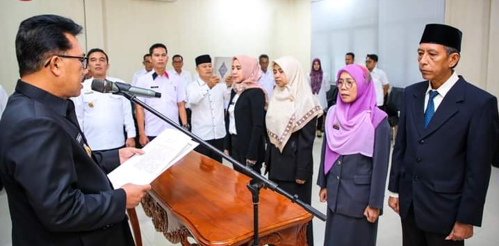 Thamrin Kembali Lantik 4 Pejabat Administrator di Lingkungan Pemkab Lamsel