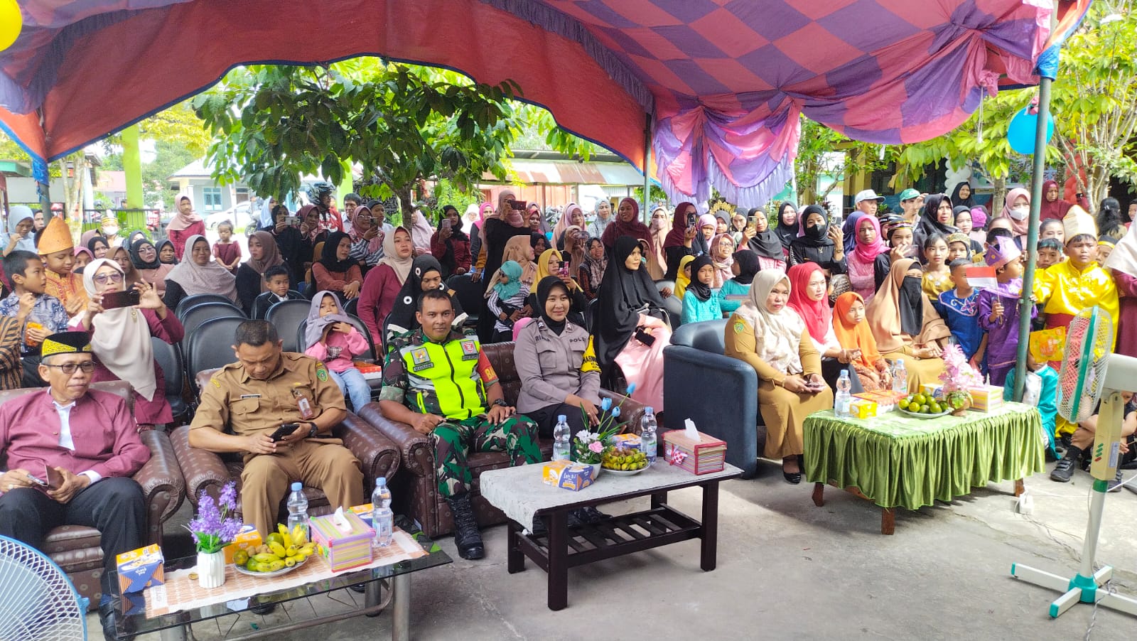 Babinsa Kelurahan Sungai Parit Sertu M. Kusaeni Hadiri  Gelar Karya Sekolah Penggerak Di SDN 21 Penajam, Ini Pesannya