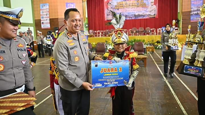 Lomba Pocil, Polres Jepara Berikan Edukasi Tertib Lantas Sejak Dini