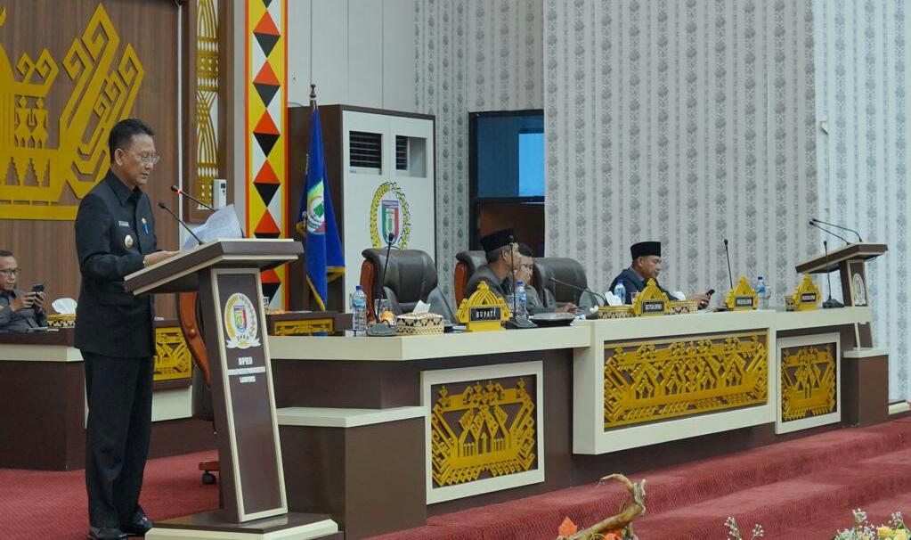 DPRD Pringsewu Sahkan 4 Ranperda Menjadi Perda Kabupaten Pringsewu