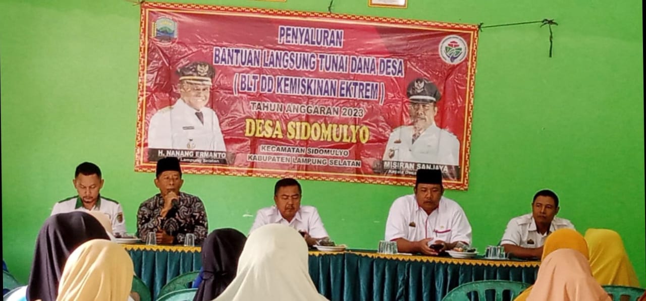 38 KPM  Desa Sidomulyo Terima BLT DD Tahap III Ta- 2023