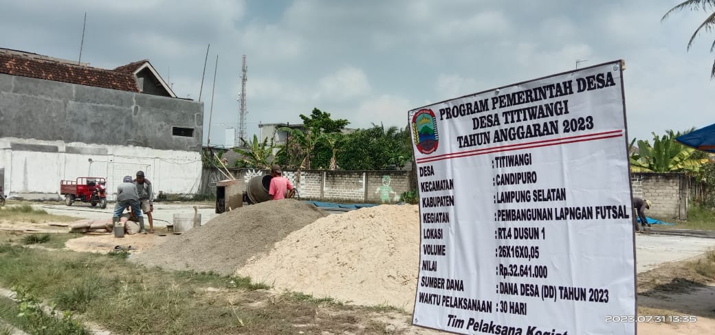 Pemdes Titiwangi Membangun Sarana Olahraga Dengan Dana Desa Tahun Angaran 2023 Tahap II