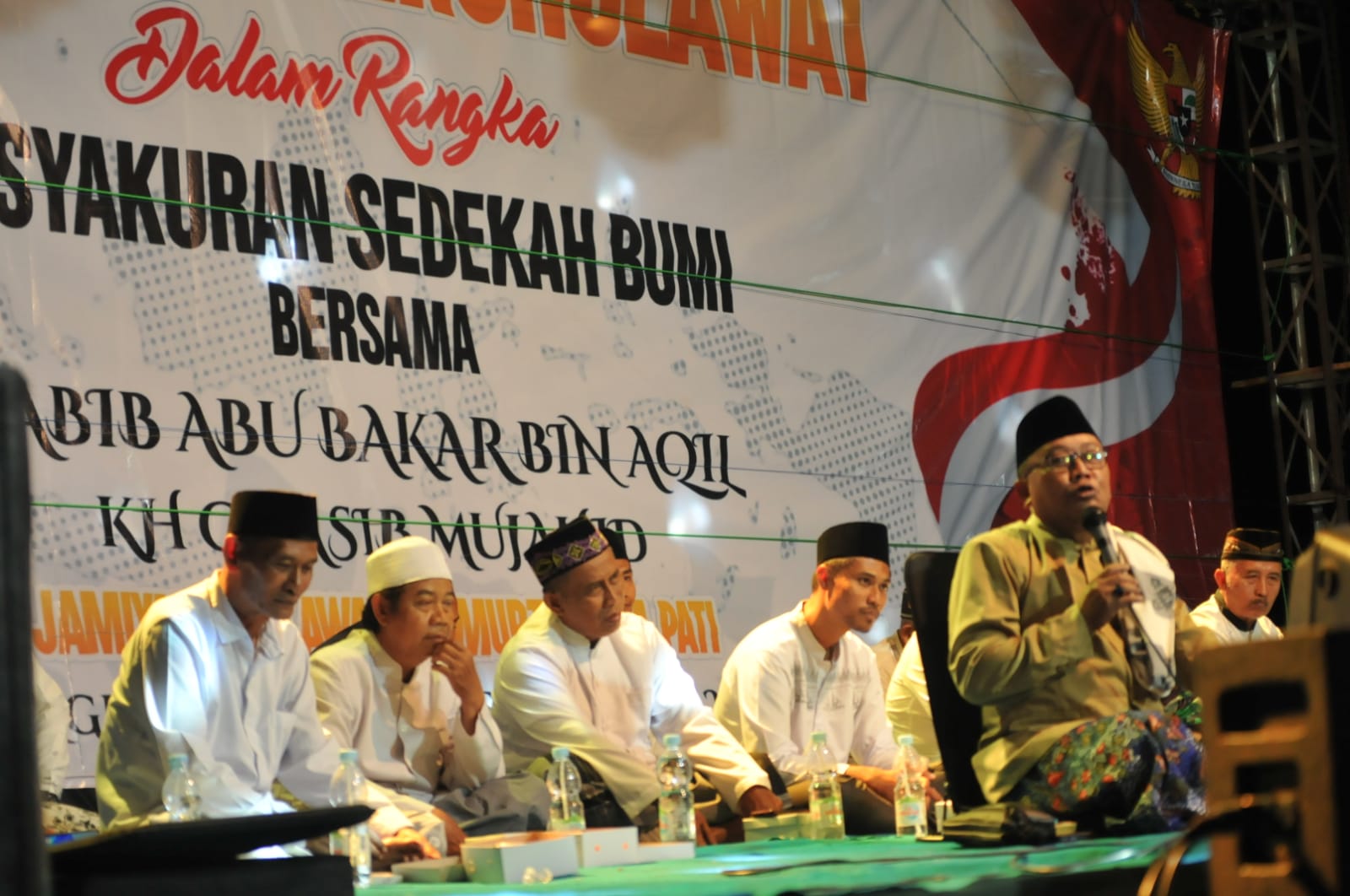 Sedekah Bumi Desa Lengkong Diselenggarakan, Bacaleg Dapil III Mohon Doa restu