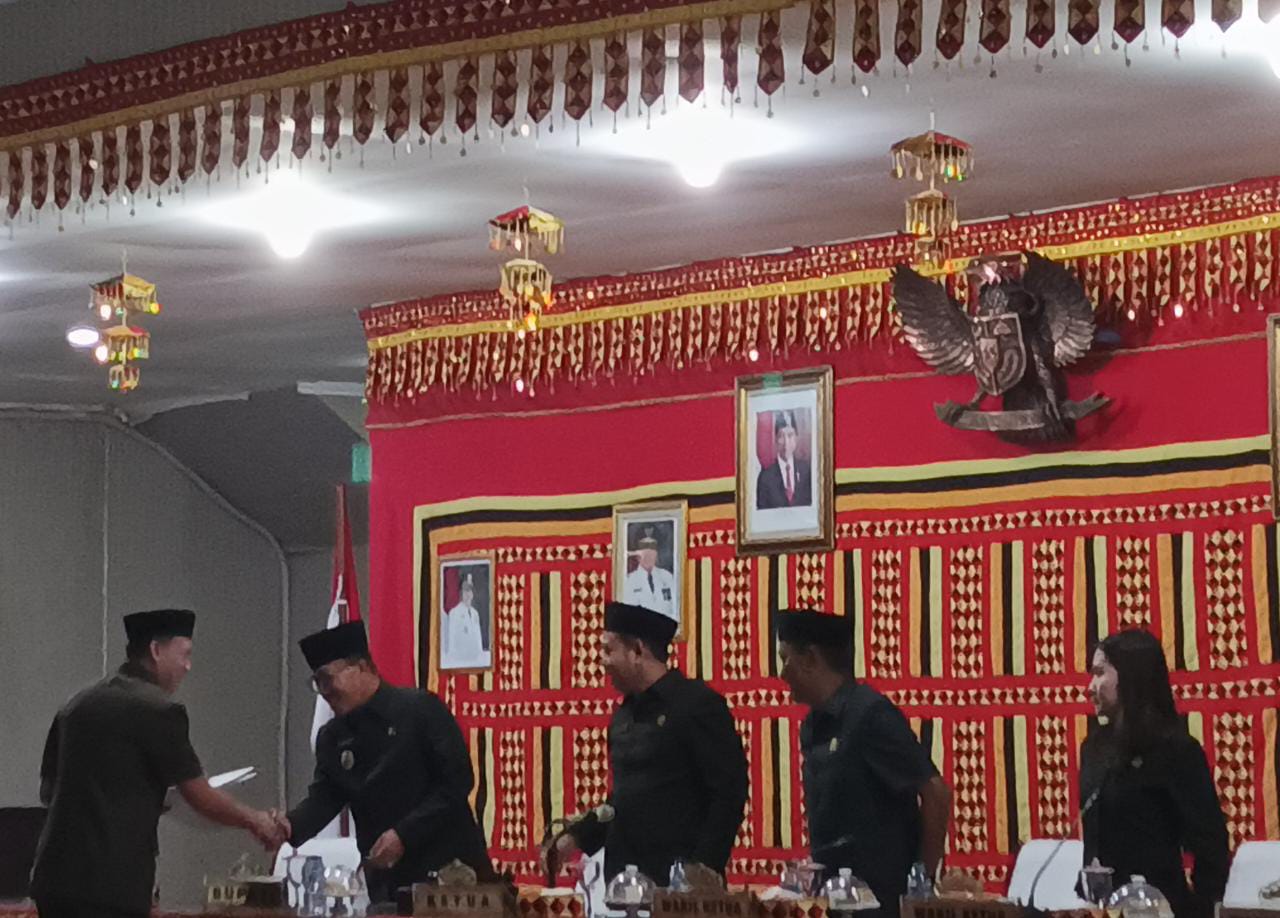 Fraksi Demokrat: Pengesahan Ranperda Tentang Pajak dan Retribusi Harus Sejalan Dengan Pelayanan