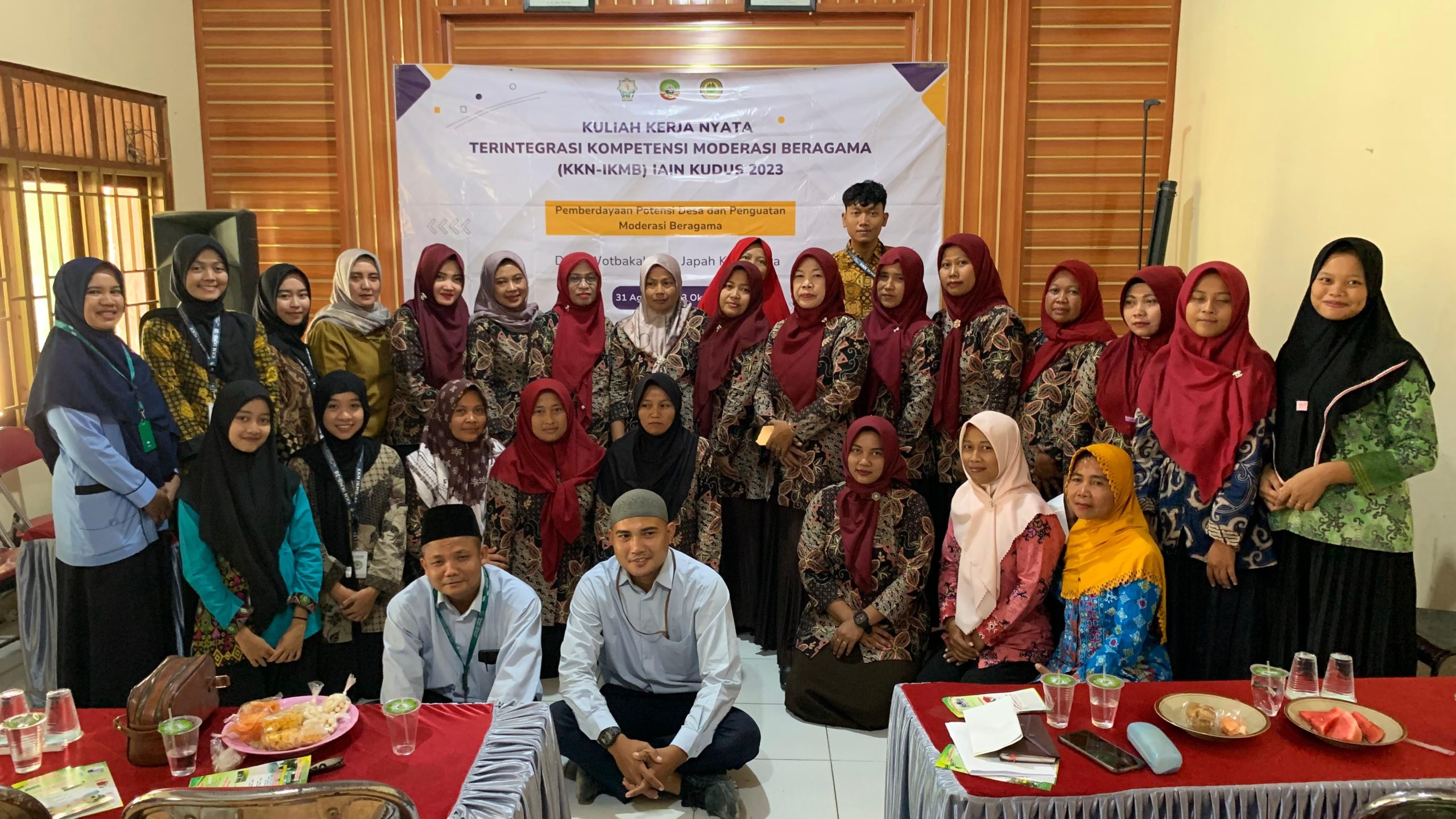 Mahasiswa KKN 038, Gelar Sosialisasi Gerakan Gemar Menabung bagi Ibu-ibu  PKK Desa Wotbakah