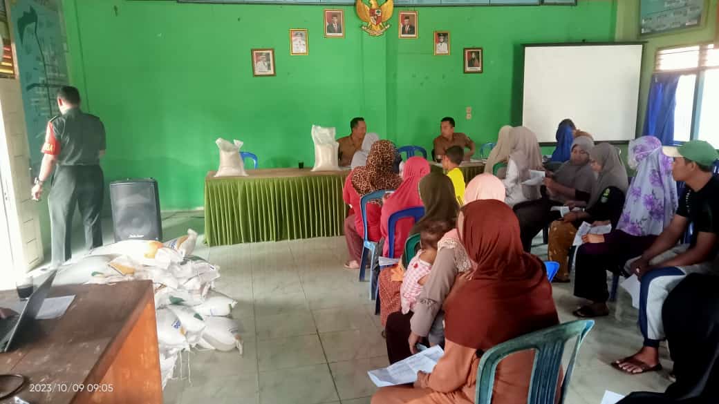 Pekon Tegalsari Salurkan Bantuan Beras Kepada 401 KPM