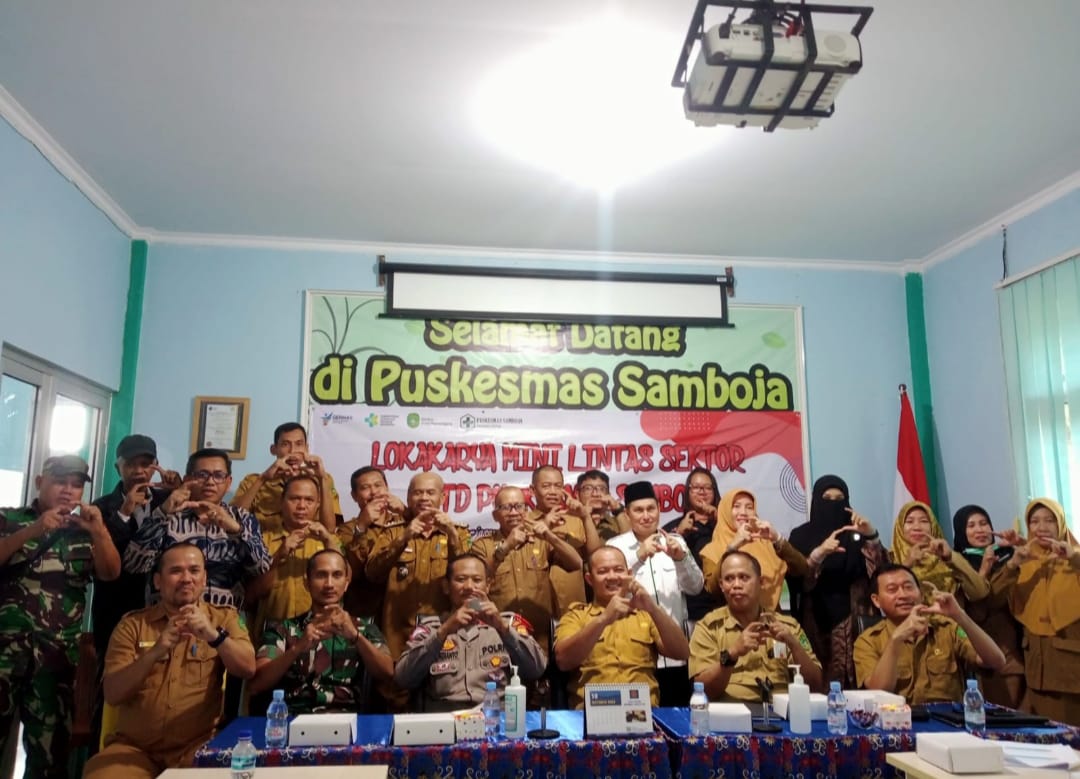 Tingkatkan Kesehatan Masyarakat, Babinsa Samboja Hadiri Lintas Sektoral Bidang Kesehatan
