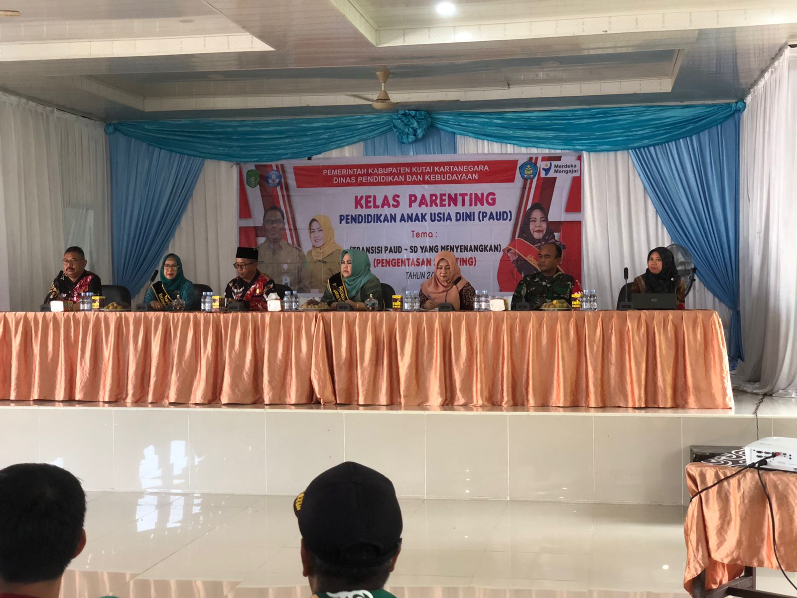 Wakili Danramil, Babinsa Muara Muntai Hadiri Seminar Parenting