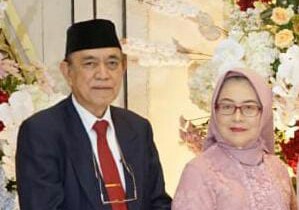 Mengenal Lebih Dekat Dr Emir Soendoro (Bagian 2): Satrio Piningit yang Peduli Kesehatan Masyarakat Indonesia