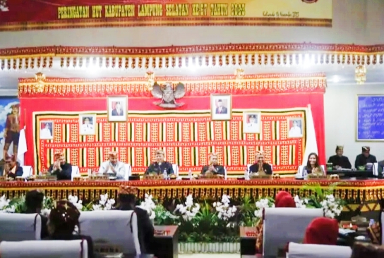DPRD Lamsel Gelar Rapat Paripurna HUT Ke-67 Pemkab Lamsel