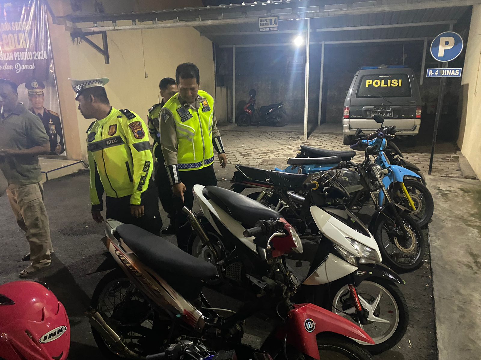 Patroli Malam Hari, Satlantas Polresta Pati Turun ke Tiga Lokasi