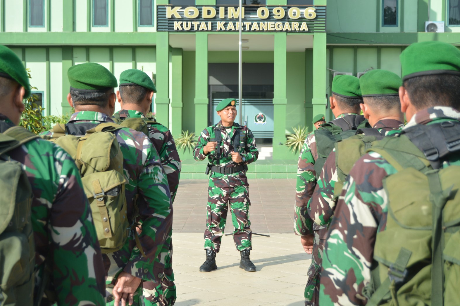 Pimpin Apel Siaga, Kasdim 0906/Kutai Kartanegara Tekankan Netralitas TNI