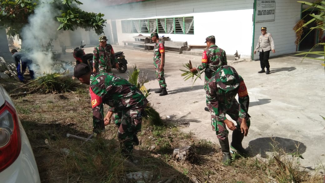 Jelang Nataru Koramil Kota Bangun Lakukan Karya Bhakti