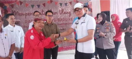 Mewakili Bupati Lamsel, Kadis Kominfo Apresiasi HUT Ke-4 Radio DBFM