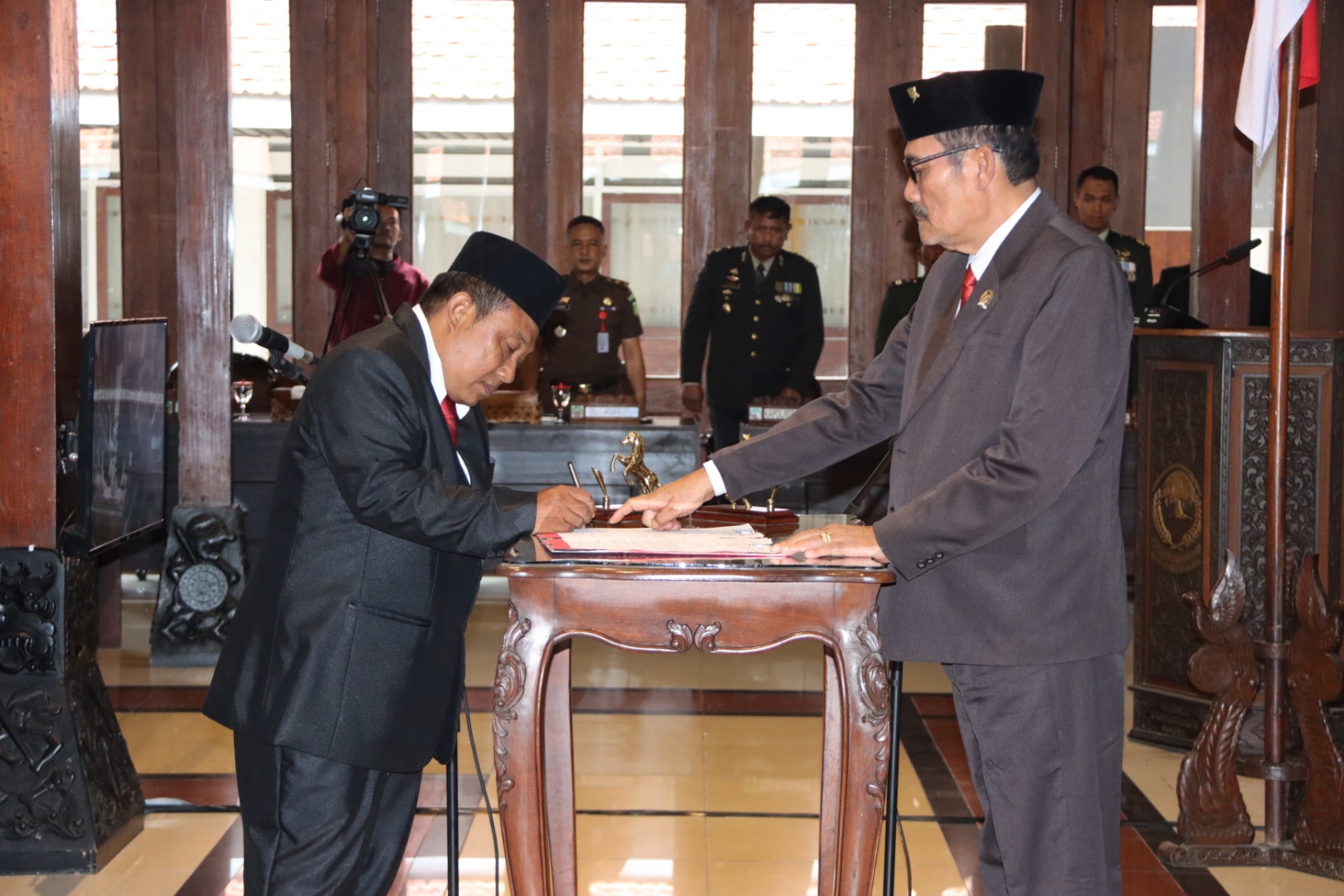 PAW Budi Setiyono Resmi Dilantik Menggantikan Agus Untoro Masa Bakti 2019-2024