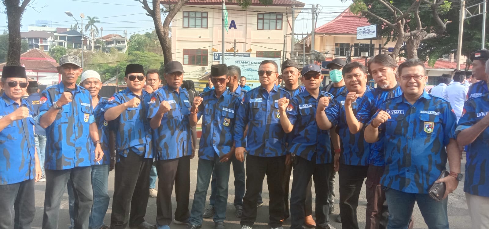 Peringati Hari Bela Negara Pengurus DPD Badak Banten Lampung Dapat Biaya Umroh Azmal
