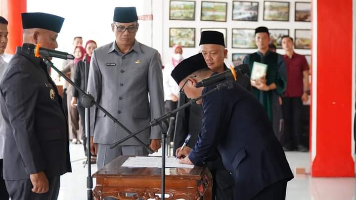 Bupati Nanang Ermanto Lantik Direktur Perumda  Air Minum Tirta Jasa Kabupaten Lampung Selatan, Periode 2024-2029