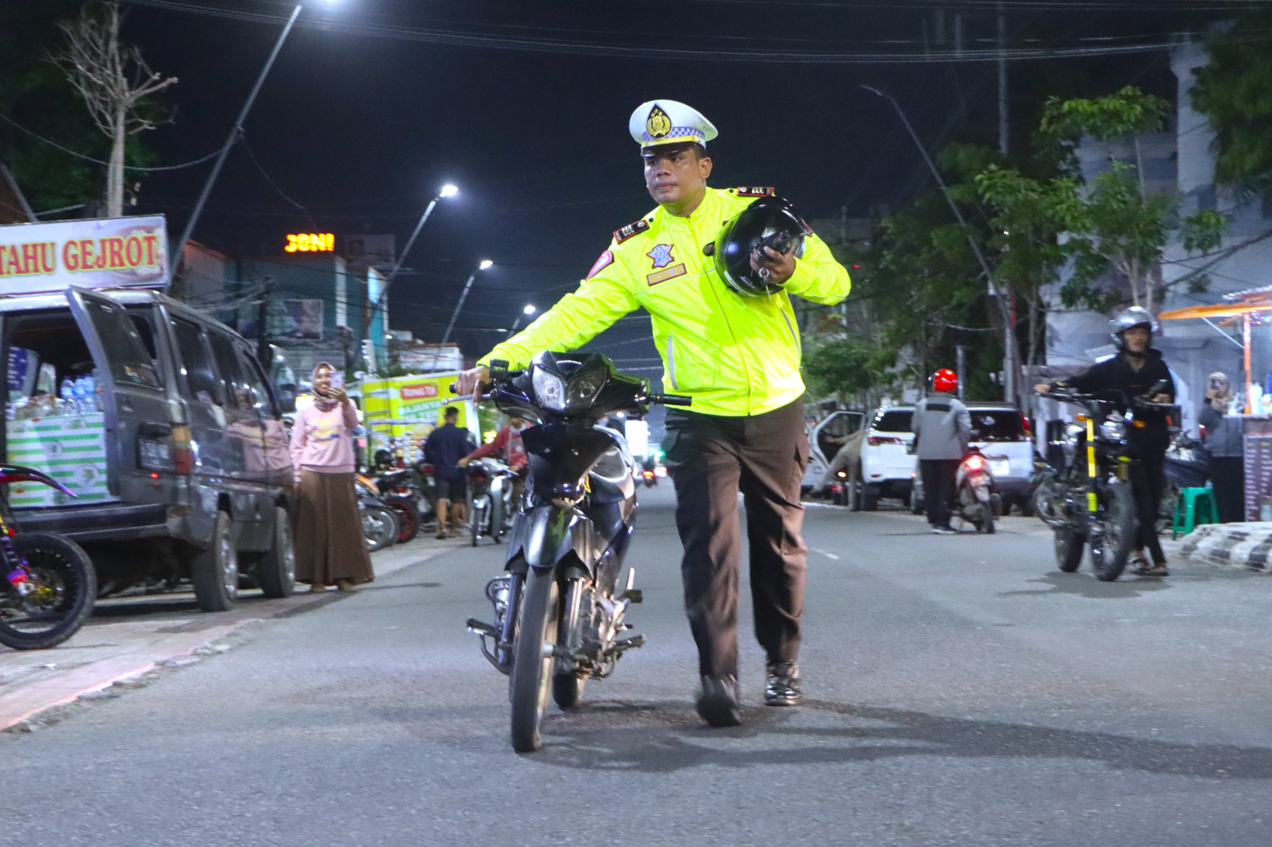 Masyarakat Resah Akibat Knalpot Brong, Polisi Turun dan Sita 140 Sepeda Motor