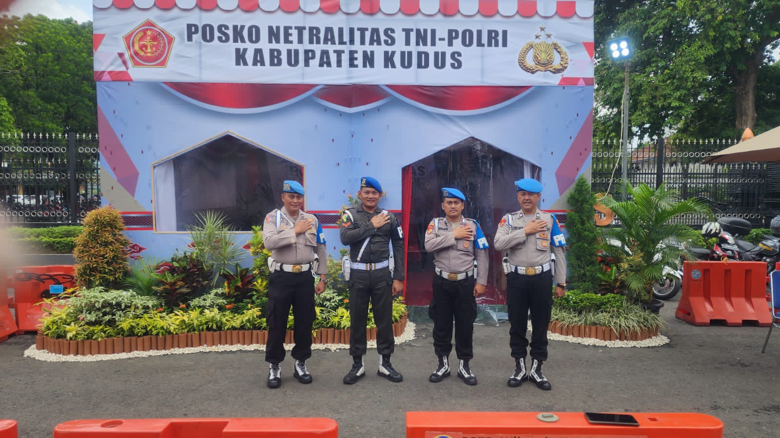 Polres Kudus Dirikan Posko Netralitas TNI-Polri