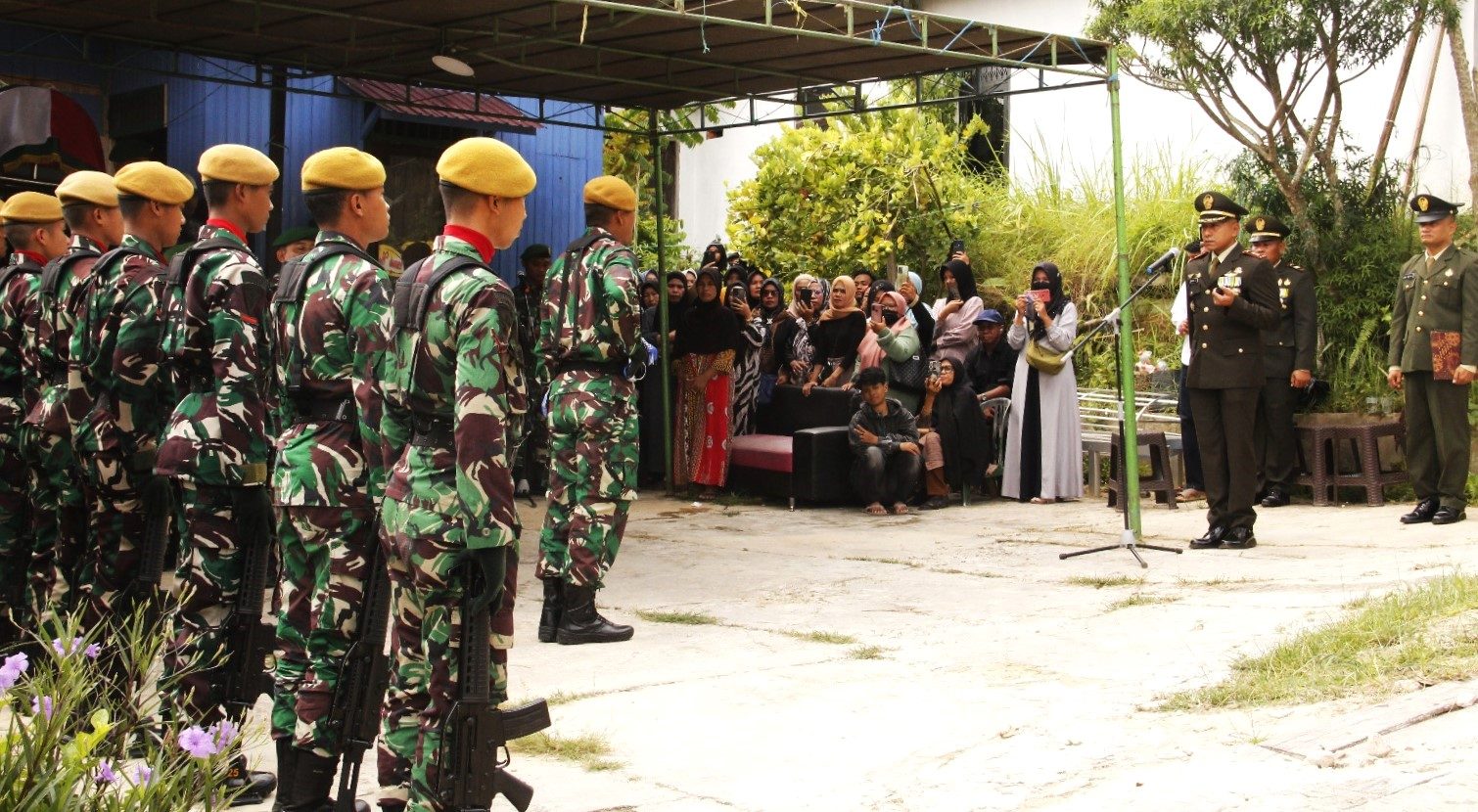 Dandim 0906/Kutai Kartanegara Pimpin Prosesi Pemakaman Militer Purnawirawan TNI