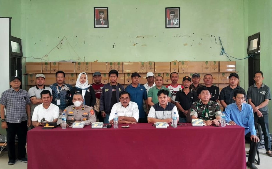 Danramil Koba Hadiri Rapat Koordinasi Dalam Penertiban APK