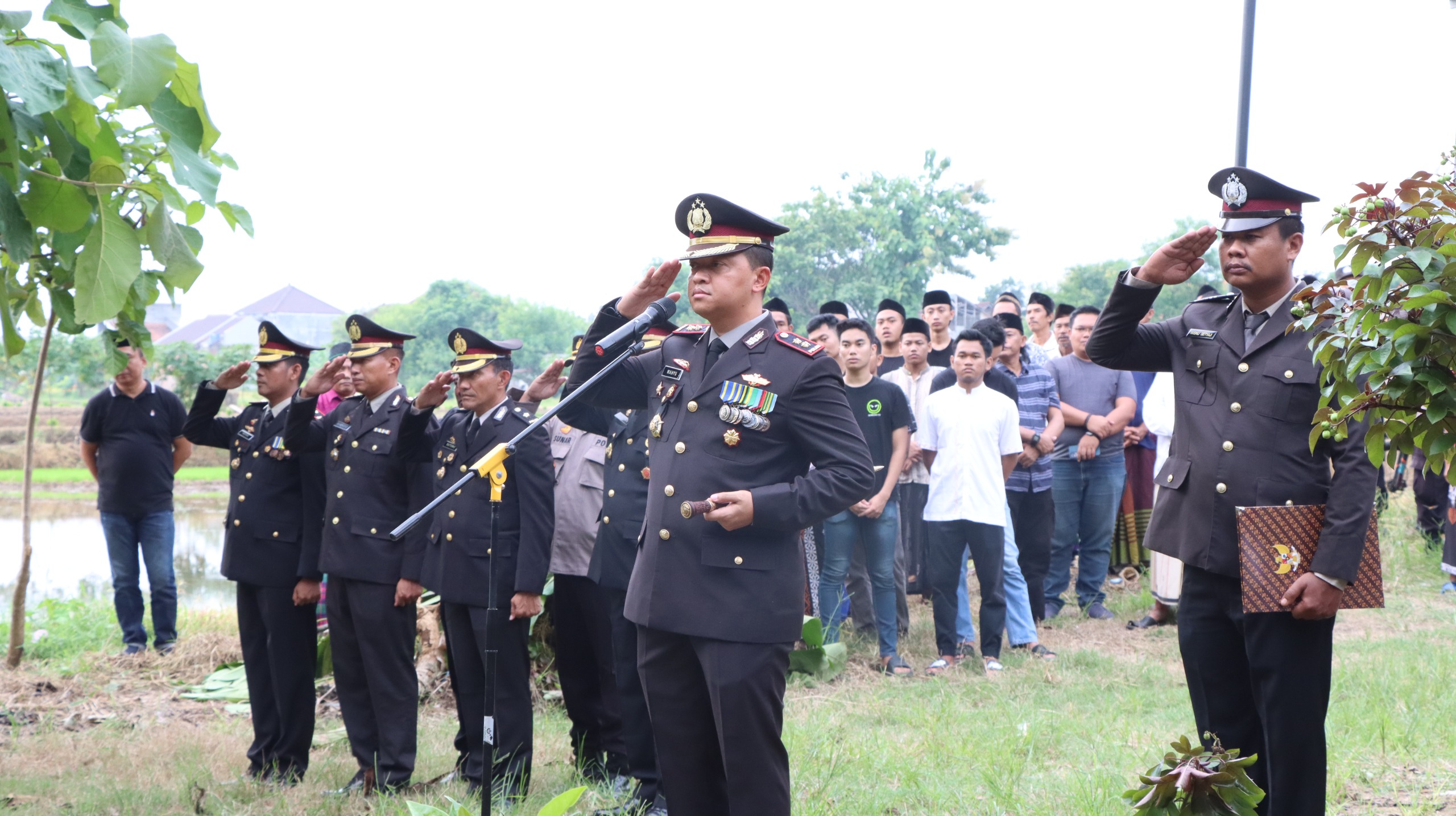 Upacara Pemberangkatan Jenazah Almarhum Ipda Nor Handoko