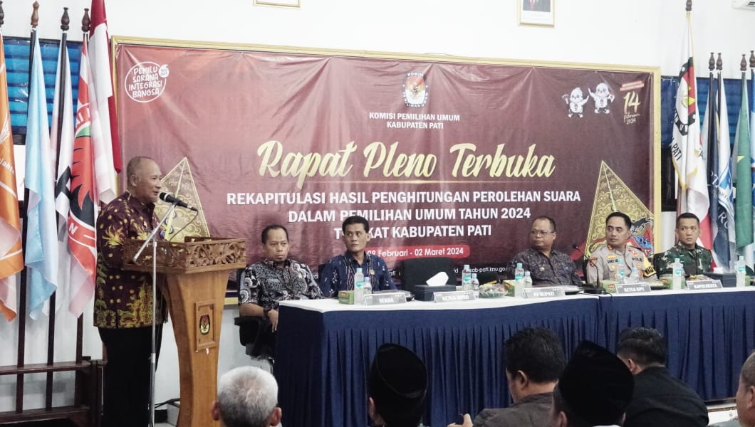 Bupati Pati Buka Rapat Pleno Rekapitulasi Perolehan Hasil Suara