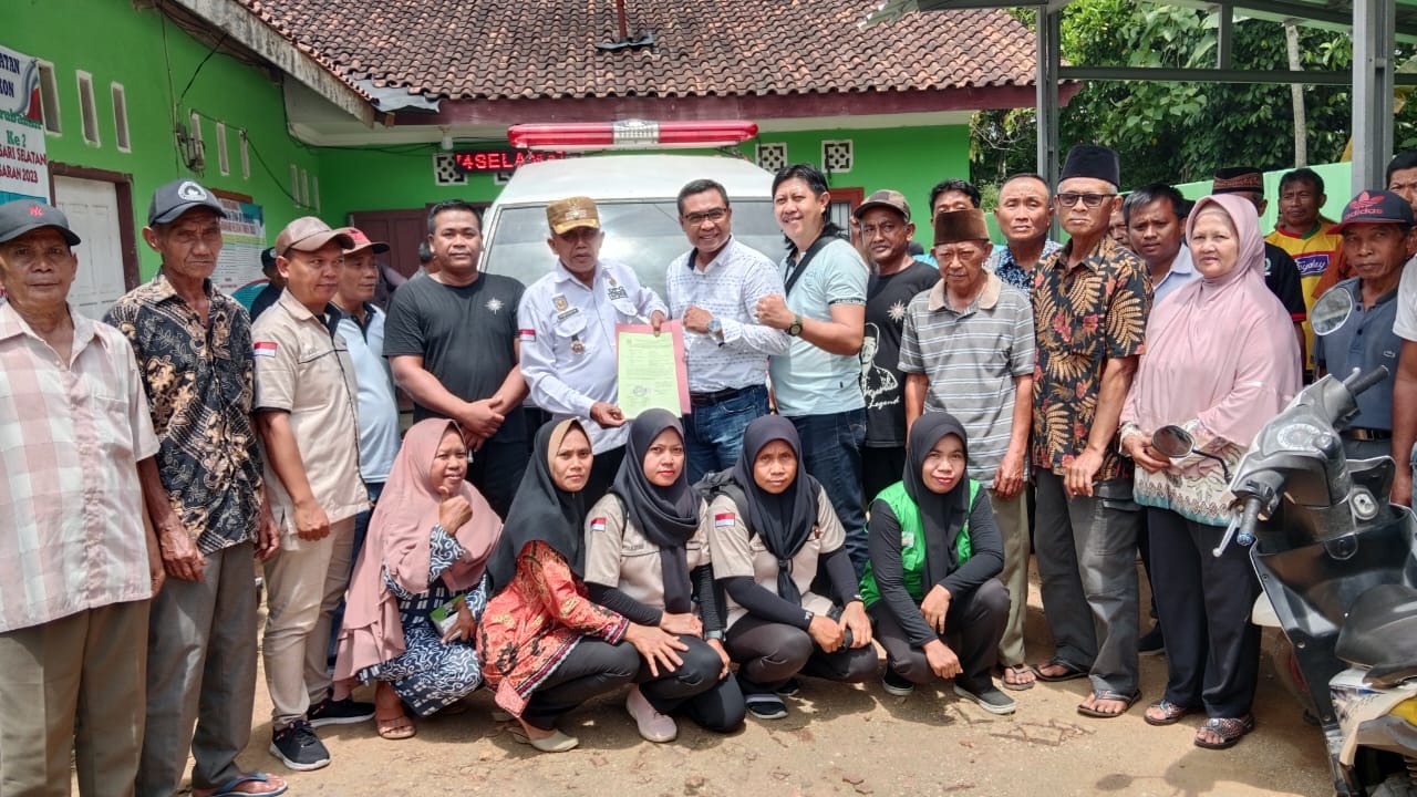 Pekon PandansariSelatan Dapat Bantuan Mobil Ambulan Dari Rusmanto SH