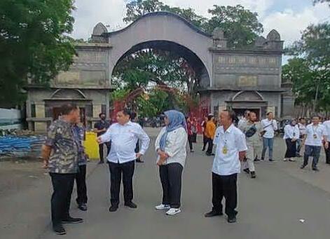 Gibran Bertemu Bos Wika, Dorong Pembangunan Masjid Sriwedari Dilanjutkan