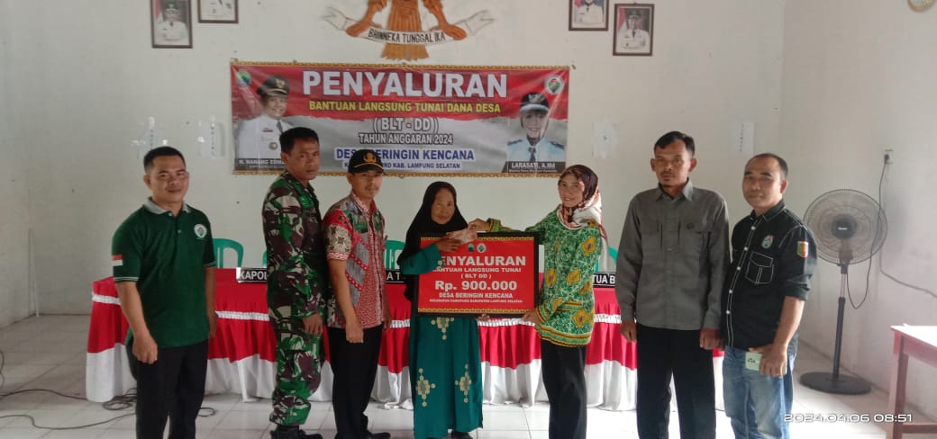 Pemdes Beringin Kencana Salurkan BLT DD Tahap Pertama Ta-2024