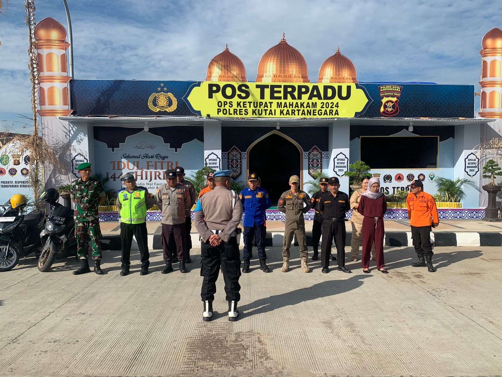 Sinergitas TNI Polri Lakukan Pengamanan Pasca Perayaan Idul Fitri.