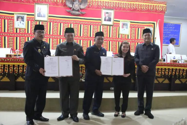 DPRD Lamsel Gelar Rapat Paripurna Penyampaian LKPJ Bupati Ta-2023