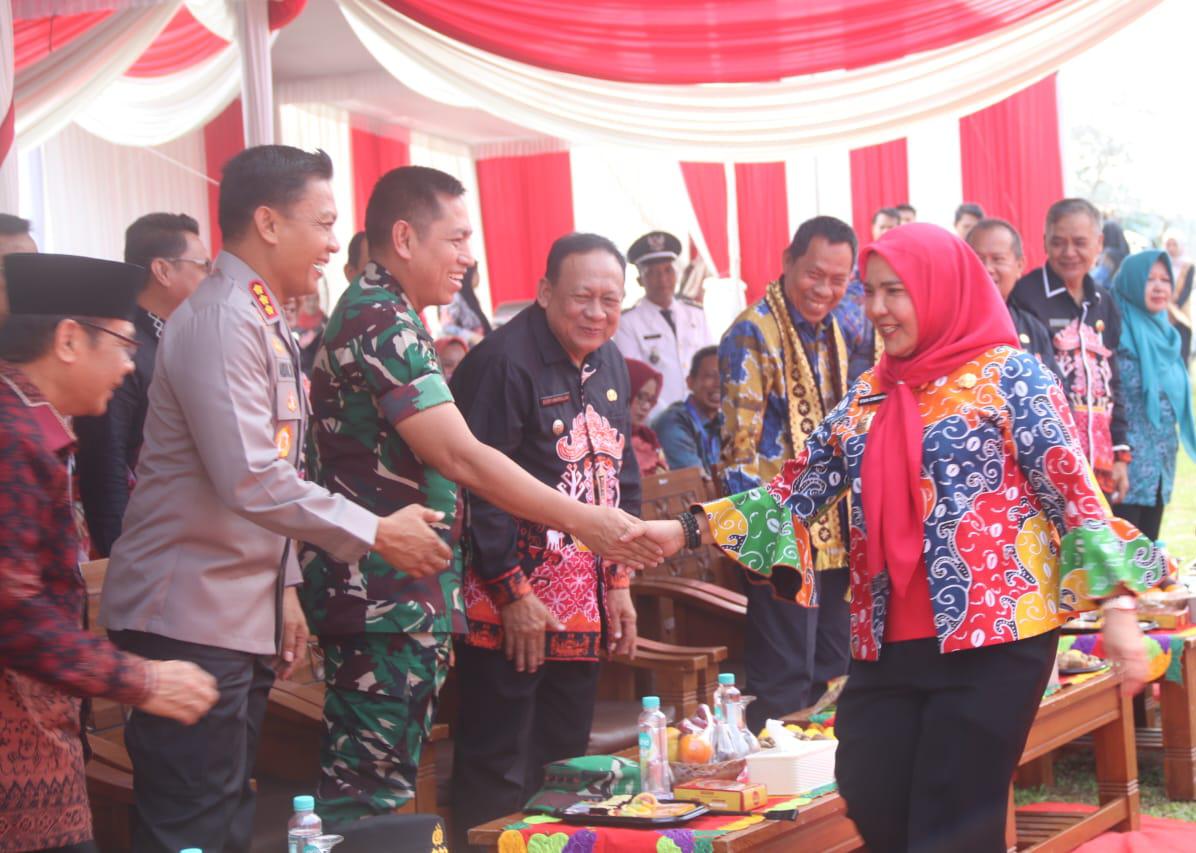 Walkot Eva Dwiana Hadiri Lomba Kelurahan Berprestasi Tingkat Provinsi Lampung Tahun 2024