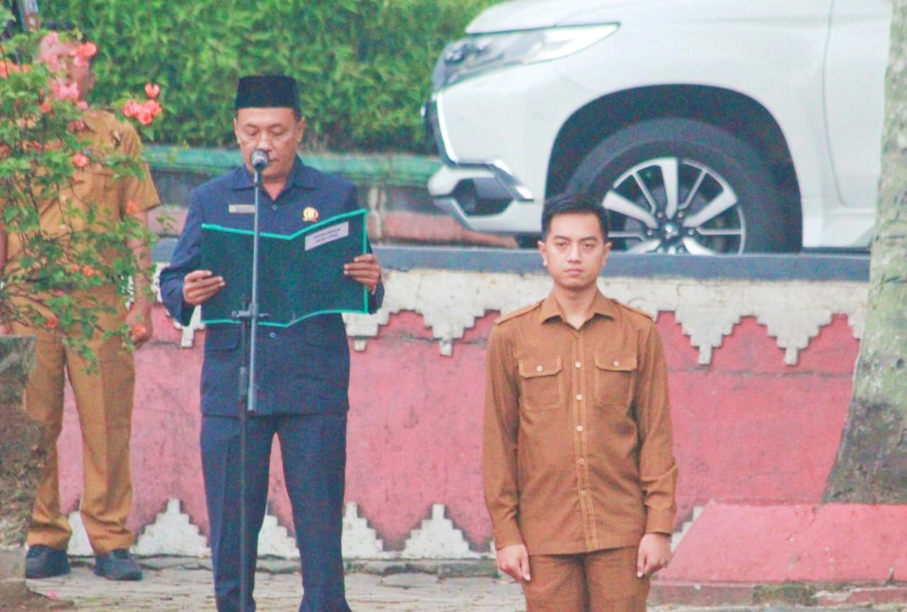 Peringati Hari Lahir Pancasila Wakil Ketua II DPRD Lamsel Bacakan Teks Pembukaan UUD 1945