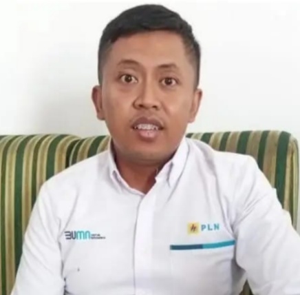 Buntut Pencopotan kWh, Ditanya SOP Meneger PLN Kalianda Pilih Diam