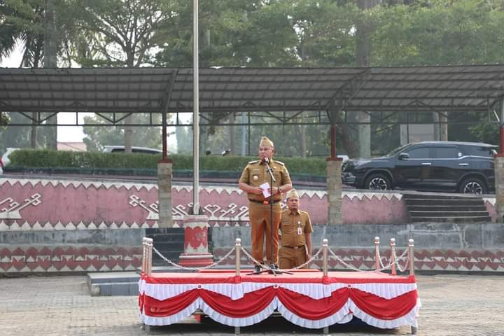 Bupati Nanang Sidak Kedisplinan Dengan Pimpin Apel Mingguan