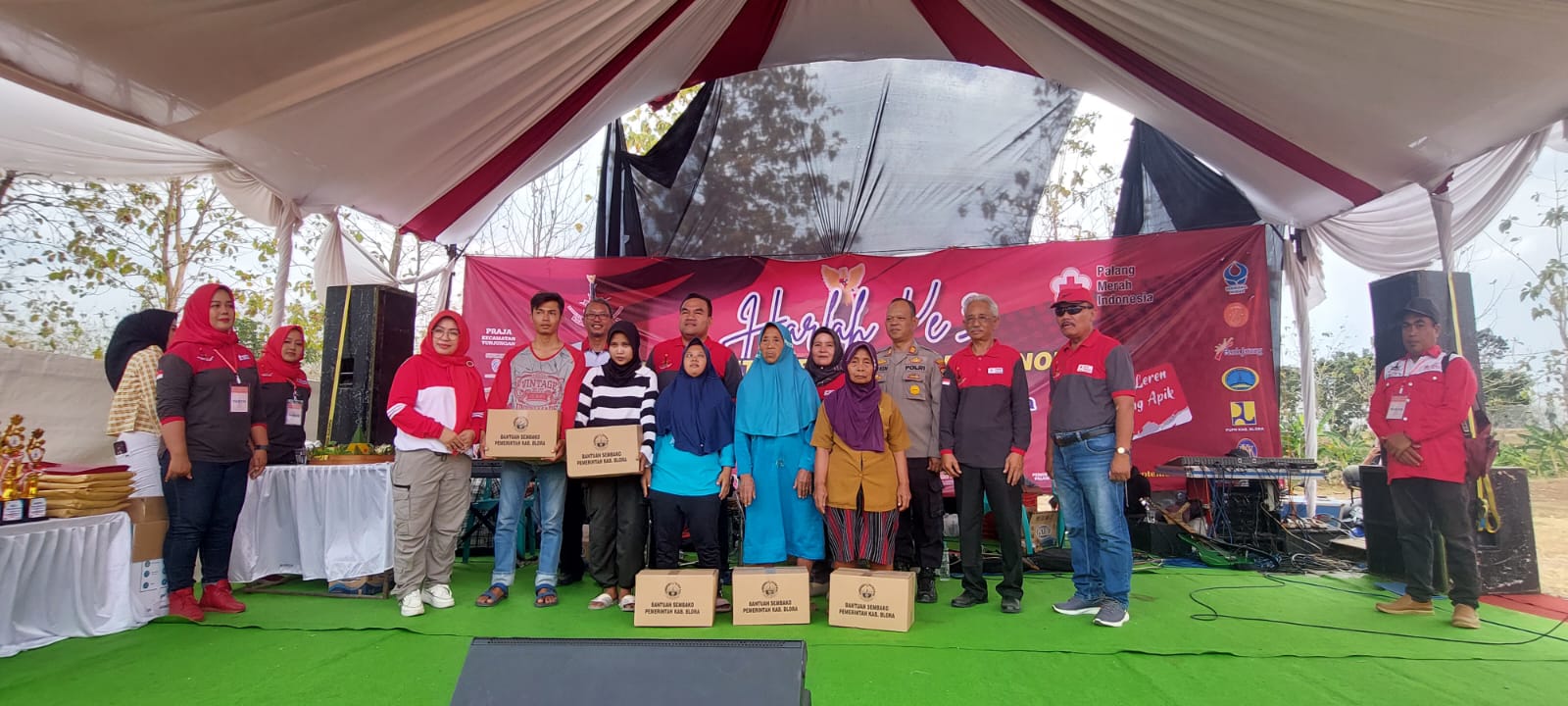 Harlah KRP ke-3 Menyalurkan Puluhan Paket Sembako, Dropping Air Bersih dan Lomba Menyanyi serta Mewarnai 