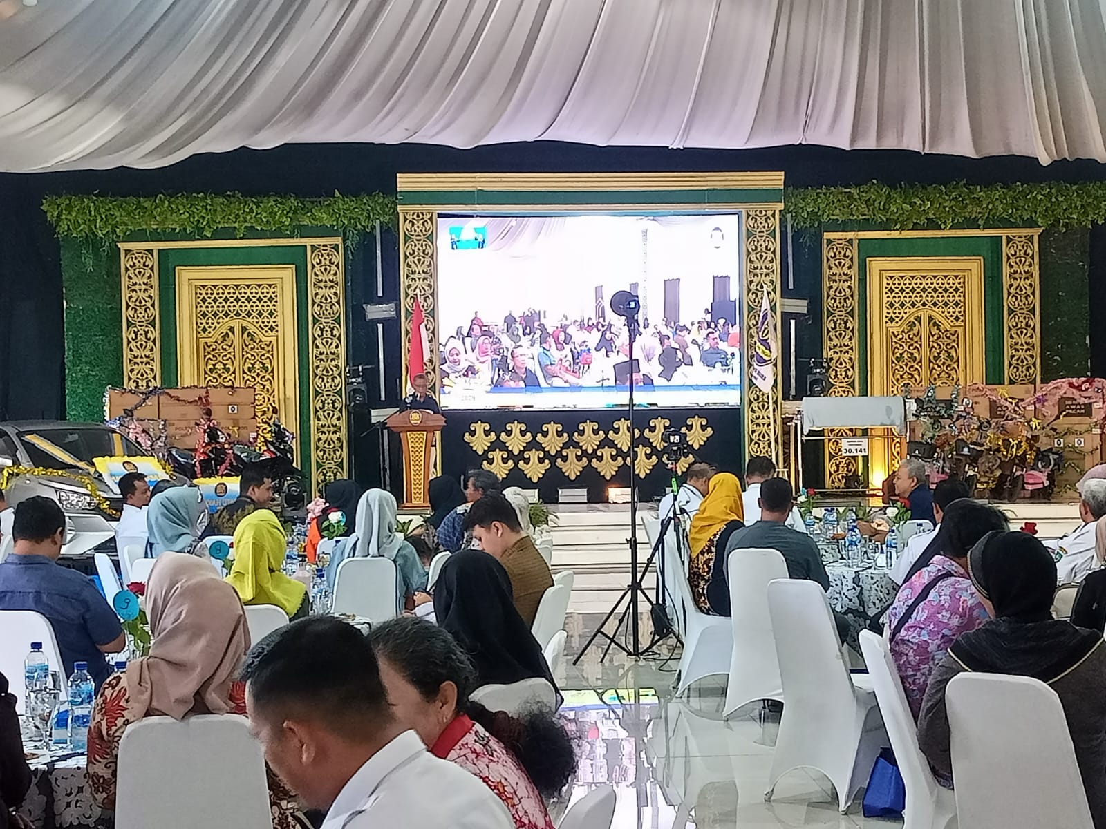 Satu Unit Mobil Daihatsu Ayla Dimenangkan Sumarmi di Gebyar Tabungan PT. BPR BKK Blora Tahun 2024