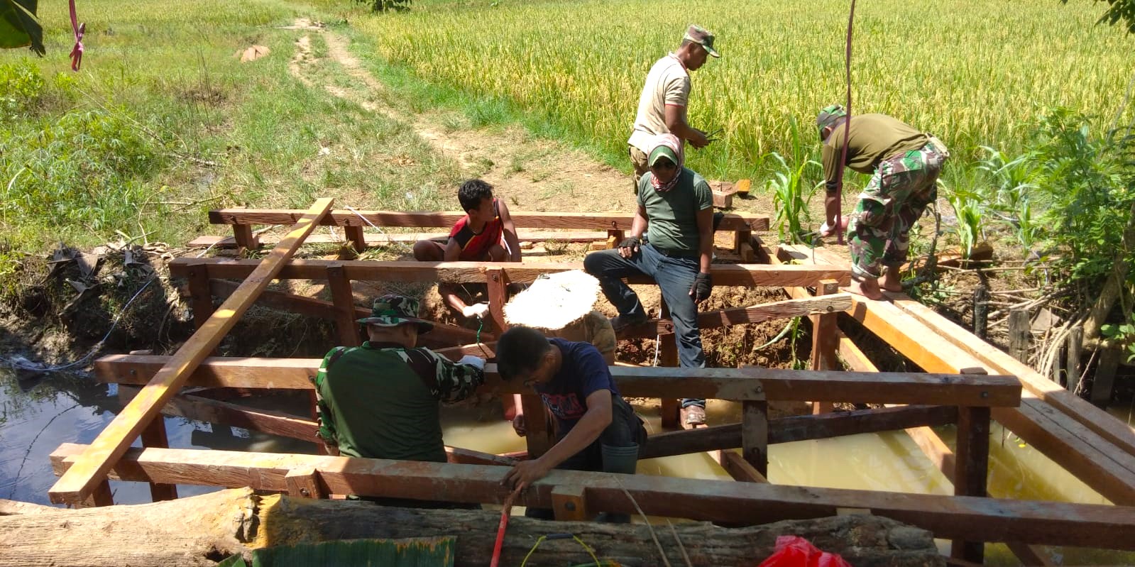Pengerjaan Infrastruktur Pertanian Terus Digarap Melalui Program TMMD Di Desa Kerta Buana