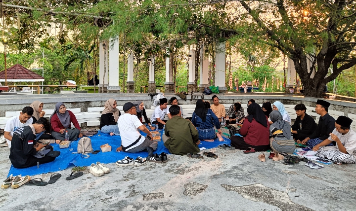 IAI Al Muhammad Menggelar Diskusi Lingkar Mahasiswa di Cepu