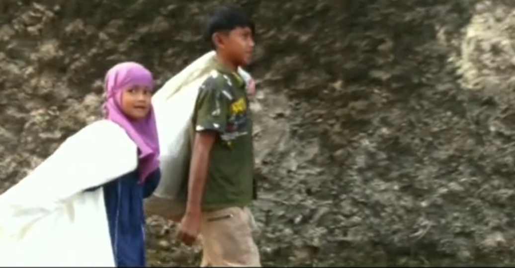 Viral di Akun Tiktok, Dua Bocah Putus Sekolah Jadi Pemulung, Ini Kata Camat Jatiagung