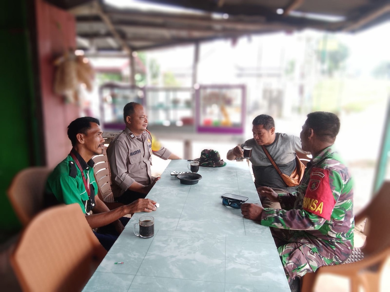 Sinergisitas Babinsa dan Bhabinkamtibmas Sosialisasikan Kegiatan TMMD